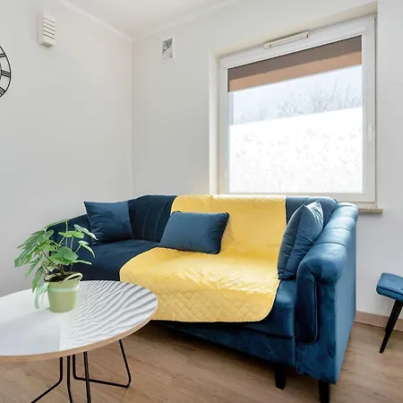 Beautiful With Garden By Renters *